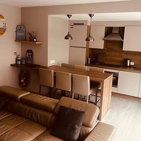 Apartament O-mer *